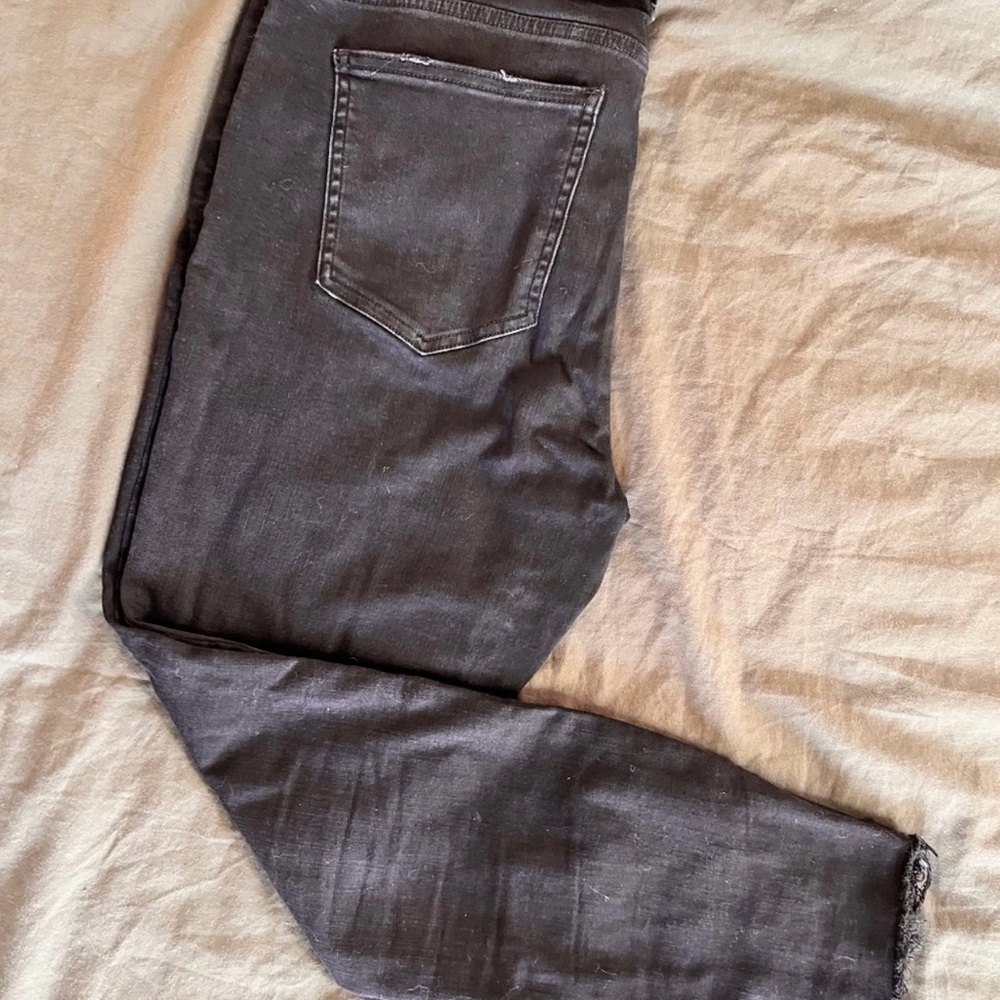 Pistola distressed black denim